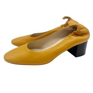 EVERLANE Women's The Italian Leather Day Heel Size 7 Yellow  Balletcore
